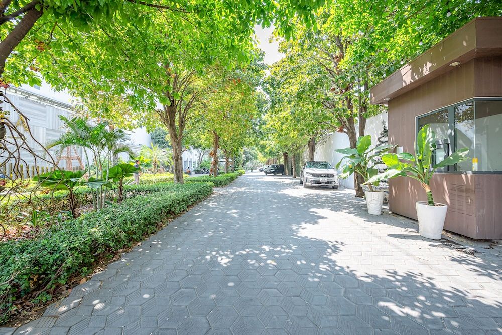 undefined Cozrum Homes - Sonata Residence 8