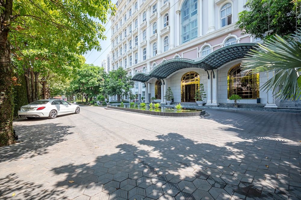 undefined Cozrum Homes - Sonata Residence 6