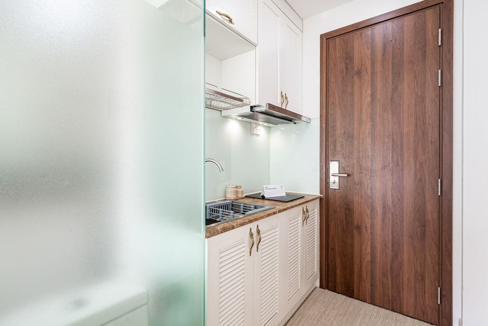 Cozrum Homes - Sonata Residence Premium Apartment 15