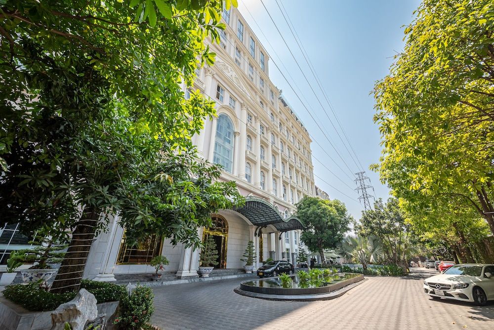 undefined Cozrum Homes - Sonata Residence 5