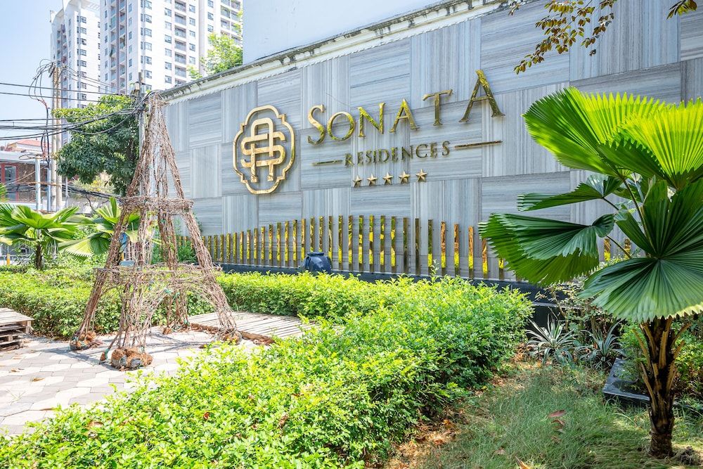undefined Cozrum Homes - Sonata Residence 7
