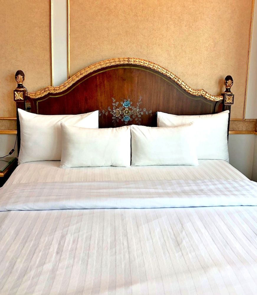 S79 Residences 345AB Apartment Standard Apartment 3