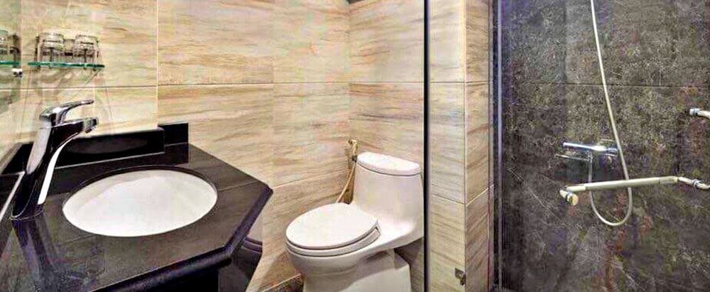 S79 Residences 345AB Apartment Standard Apartment 14