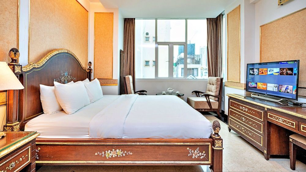 S79 Residences 345AB Apartment Standard Apartment 6