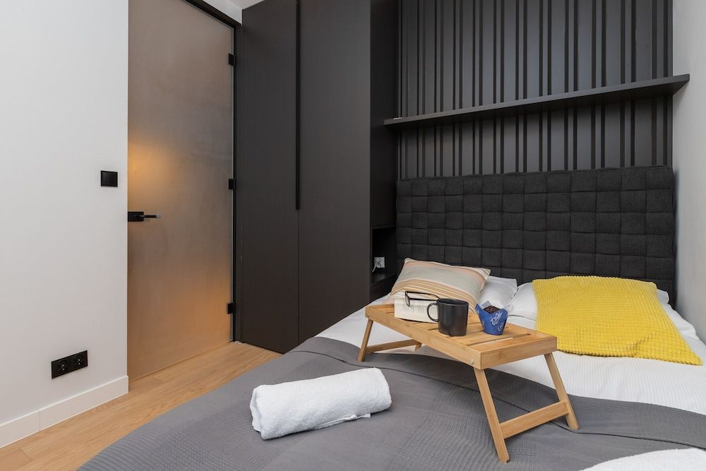 undefined Garnizon Apartments Gdansk by Renters 7