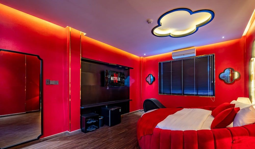 Midas Hotel Premier Double Room 8