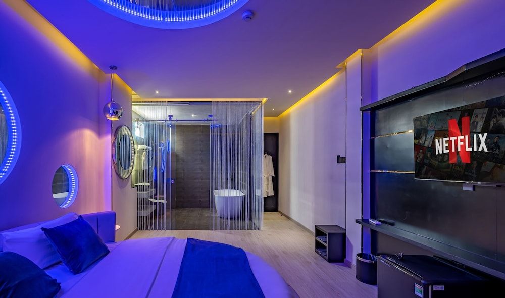 undefined Midas Hotel 2