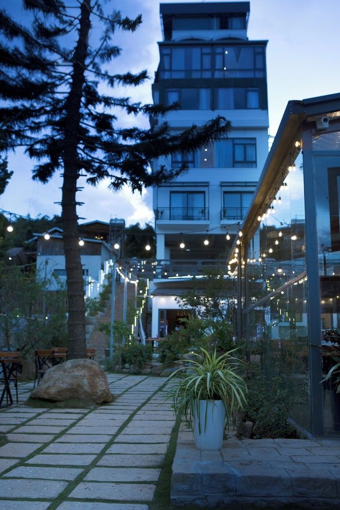 undefined Green Eco Hotel Dalat 6