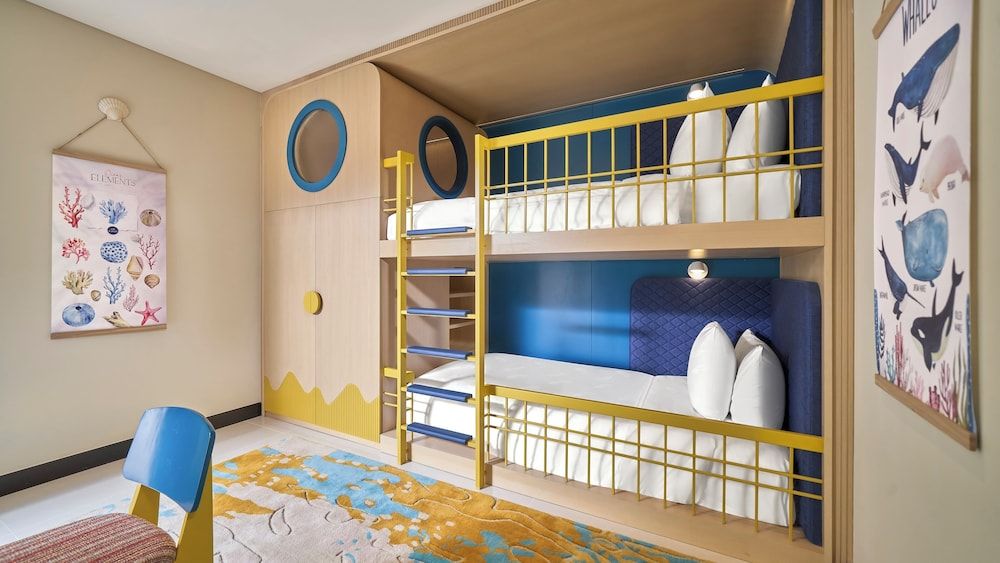 Suite, 2 Bedrooms, Ocean View (1 King, 1 Bunk Bed)