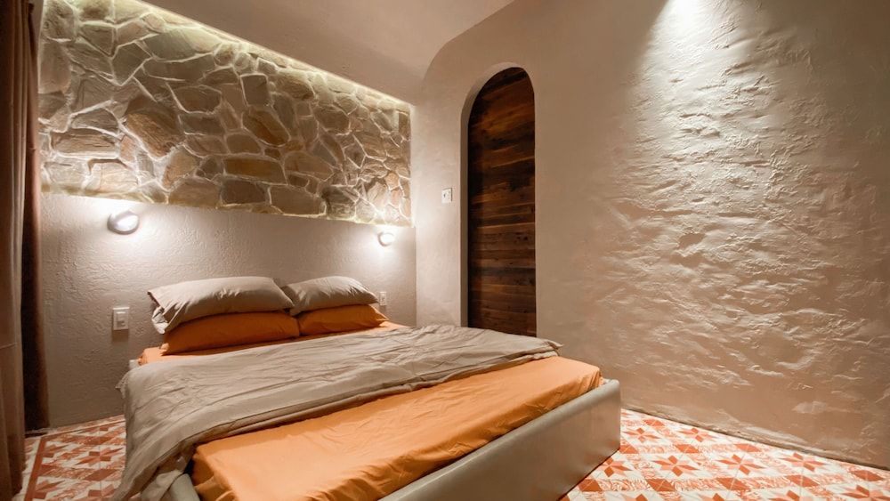 undefined YLUNA Boutiquestay 2