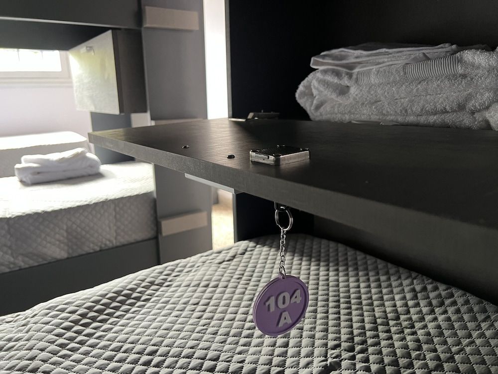 Exclusive Room, Mixed Dorm, Private Bathroom (8)