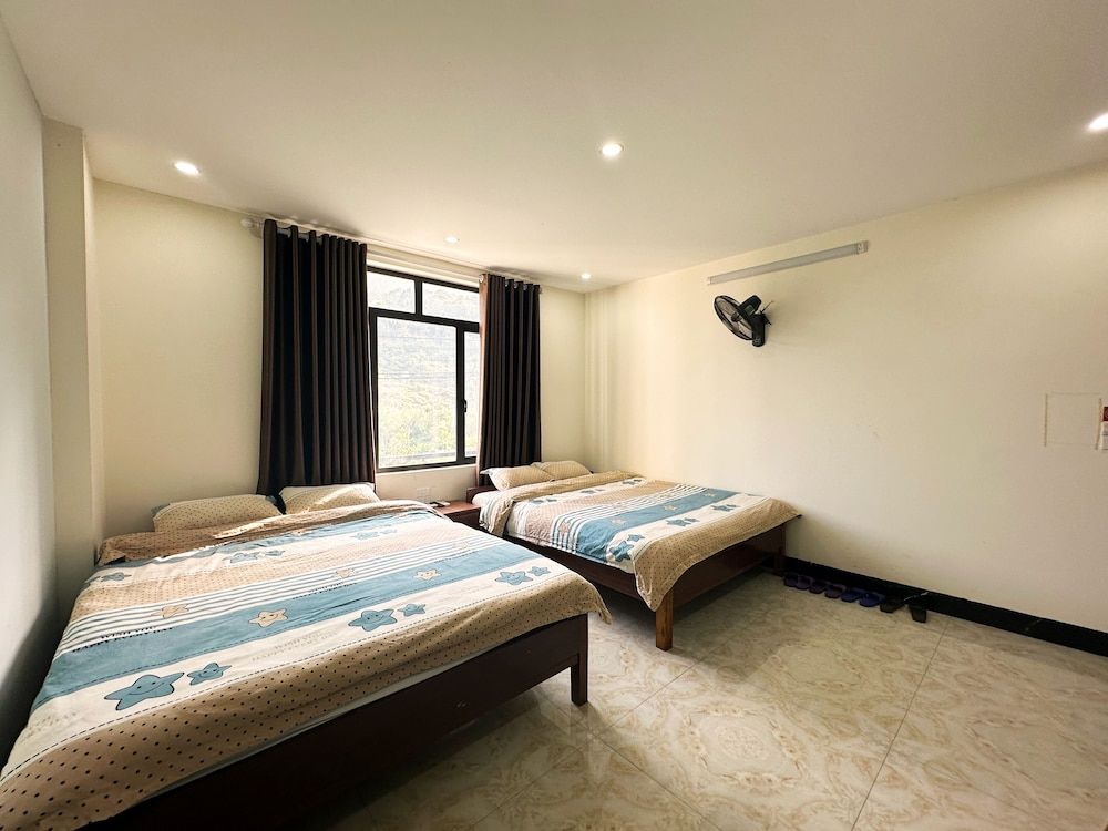 Ali Hostel Hà Giang Panoramic Quadruple Room 3