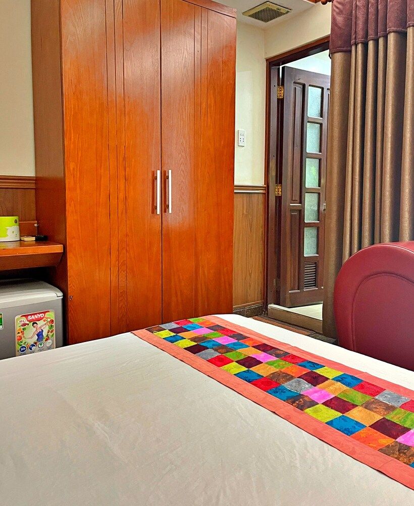 undefined Hien Lam Hotel 3