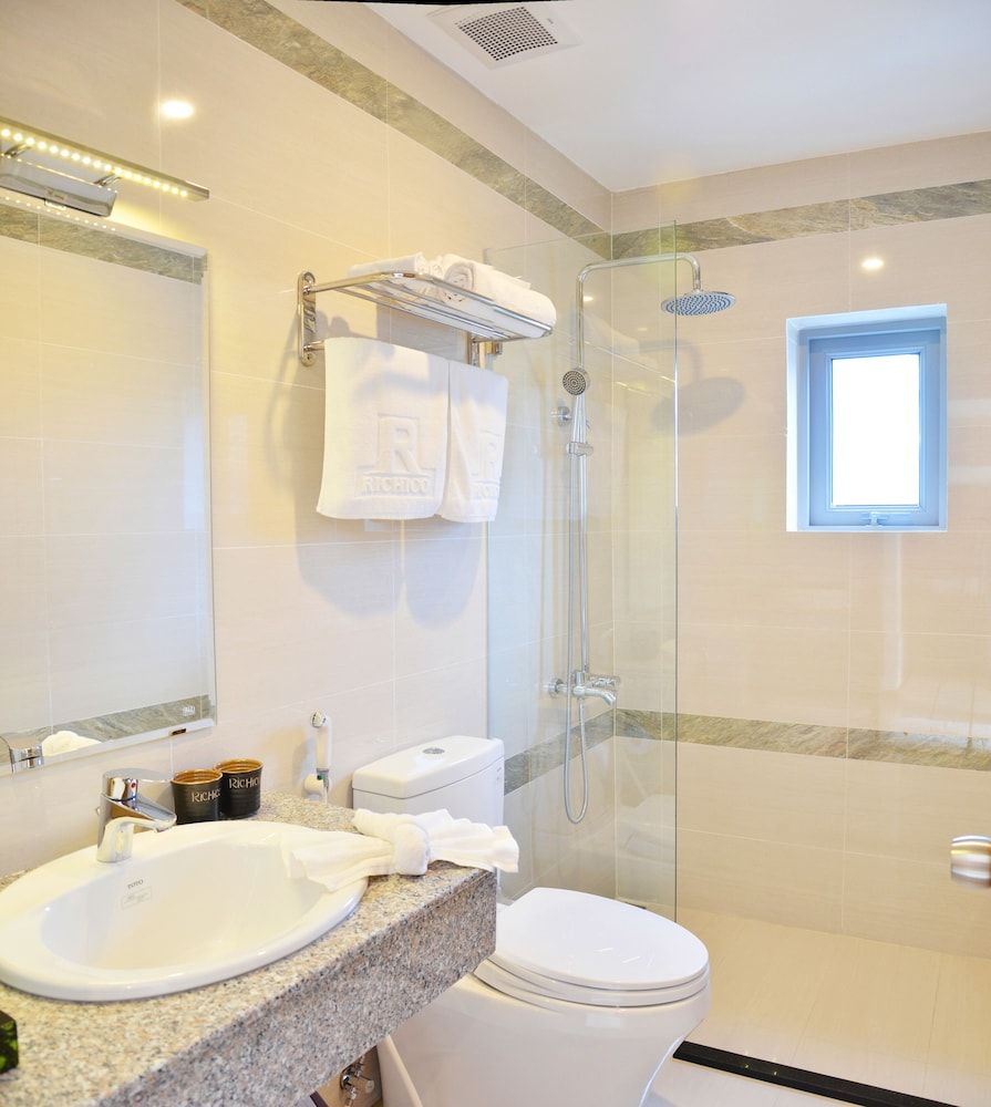 undefined Hang Beach 2