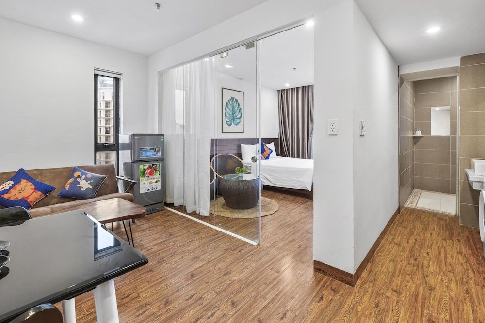 Kiss Hotel and Apartment Da Nang Presidential Studio Suite, 1 Bedroom, Kitchen, Ocean View 4