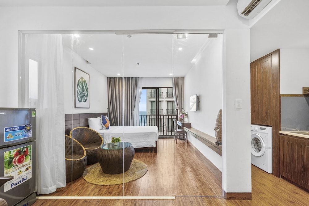 Kiss Hotel and Apartment Da Nang Presidential Studio Suite, 1 Bedroom, Kitchen, Ocean View