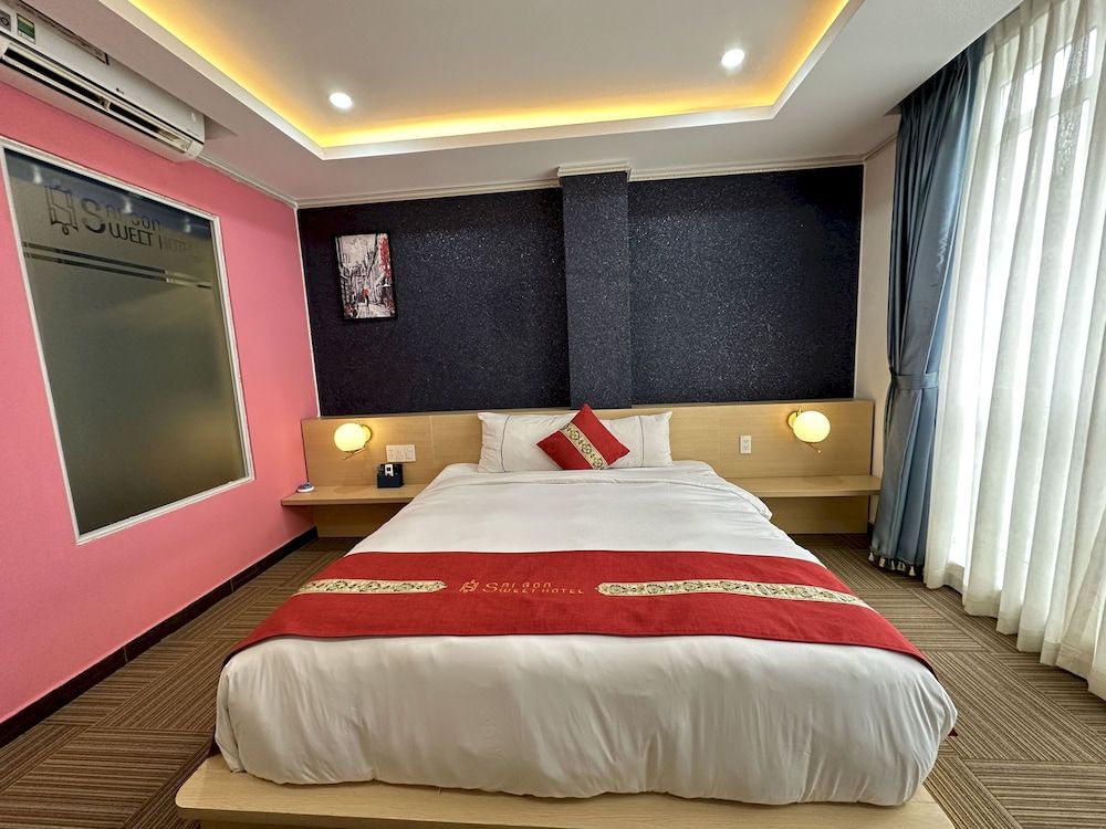 Capital O 1177 Saigon Sweet Hotel Standard Double Room 4