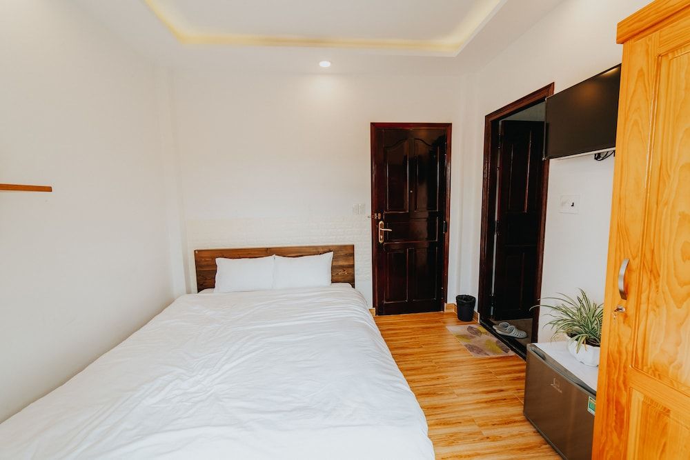 undefined NHA GOM 10