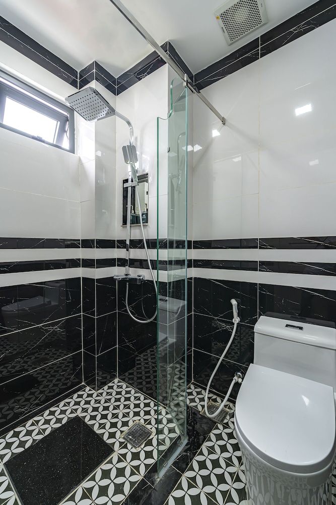 Collection O VyVy Airport Hotel Suite Double 25