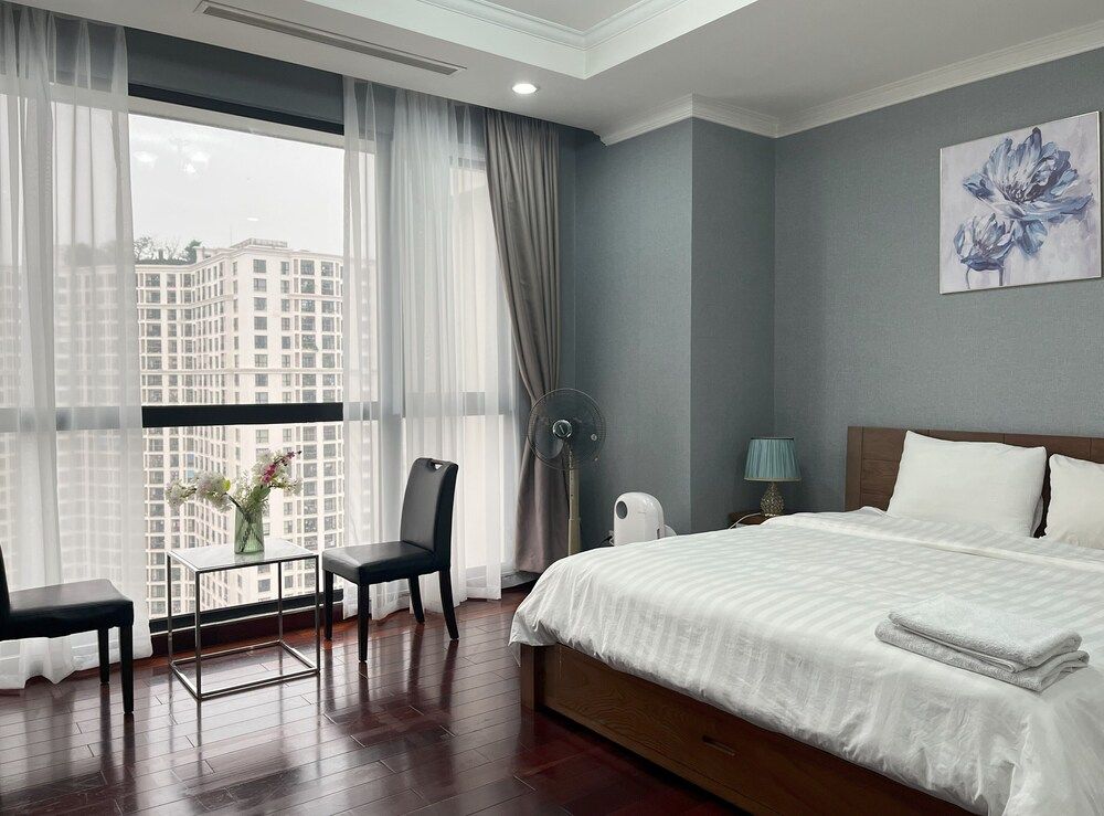 undefined Mai-homestay Royal City 3 bedrooms 6