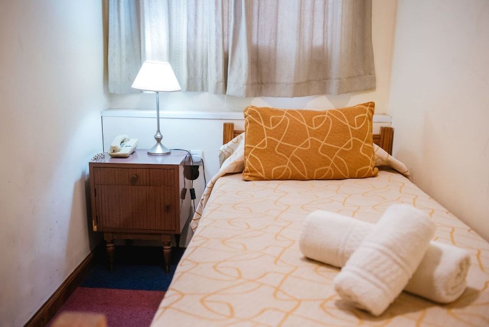 Basic Single Room