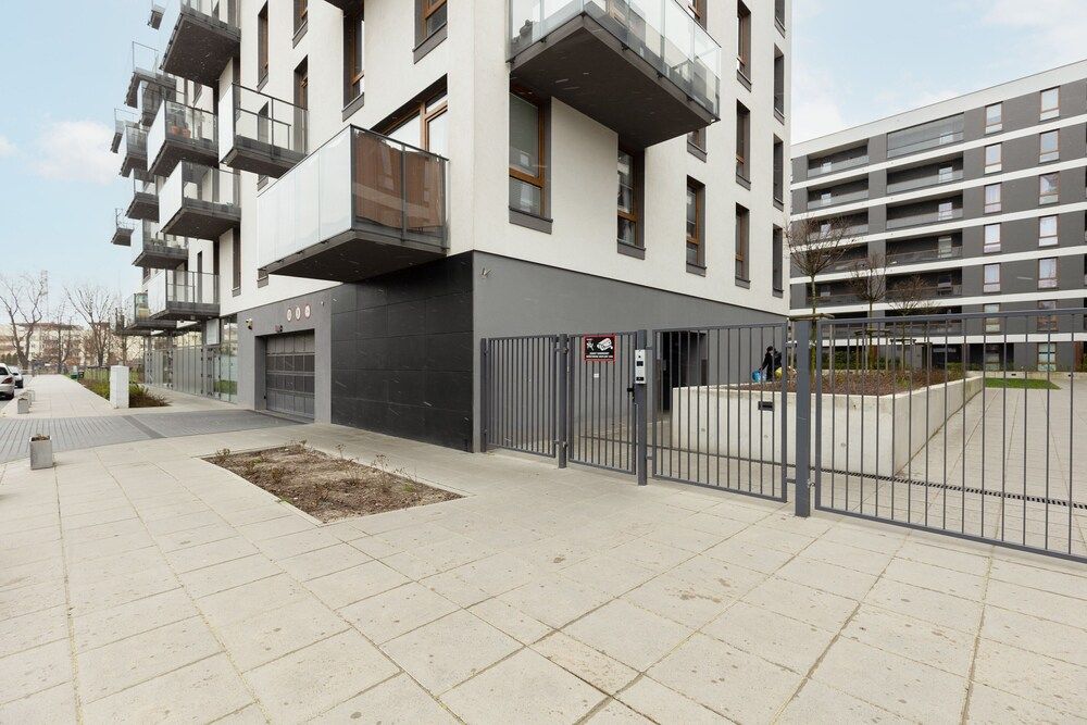 undefined Active City Apartments Warsaw by Renters 2