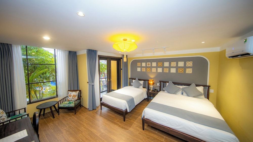 Deluxe Triple Room
