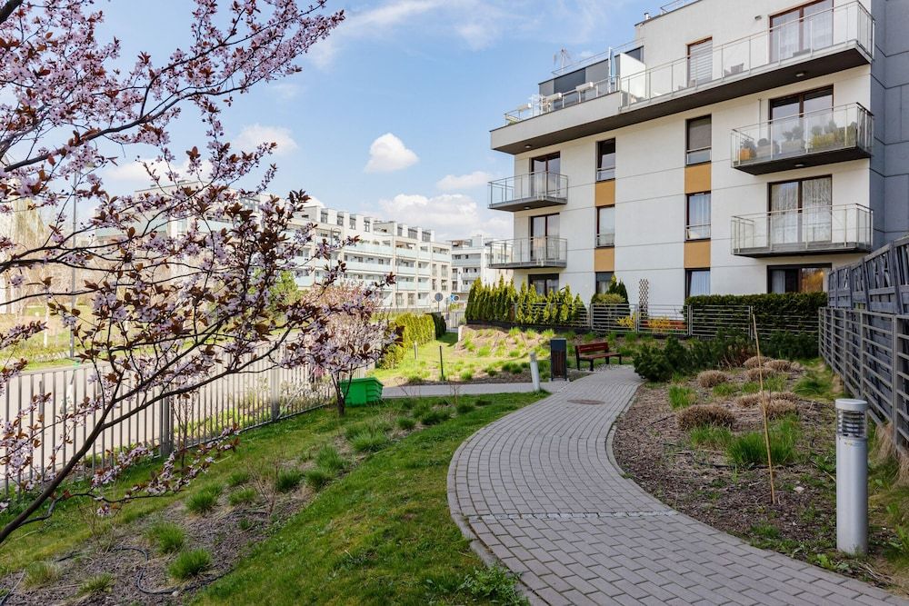 undefined Glamorous Apartment Wilanow by Renters 3