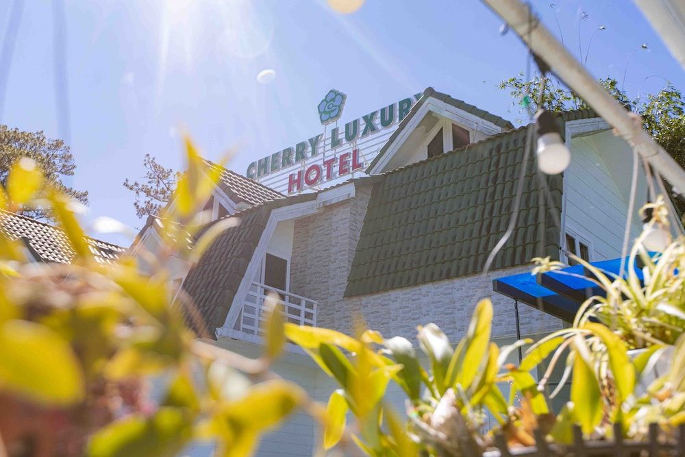 undefined Cherry Luxury Hotel 8