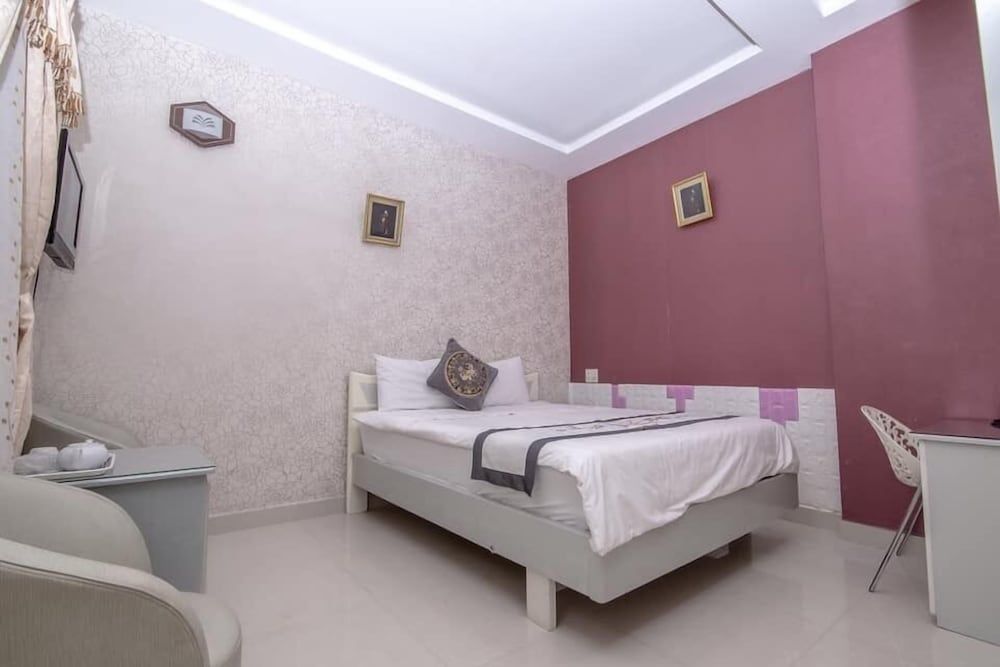 undefined Hong Tam Hotel 4