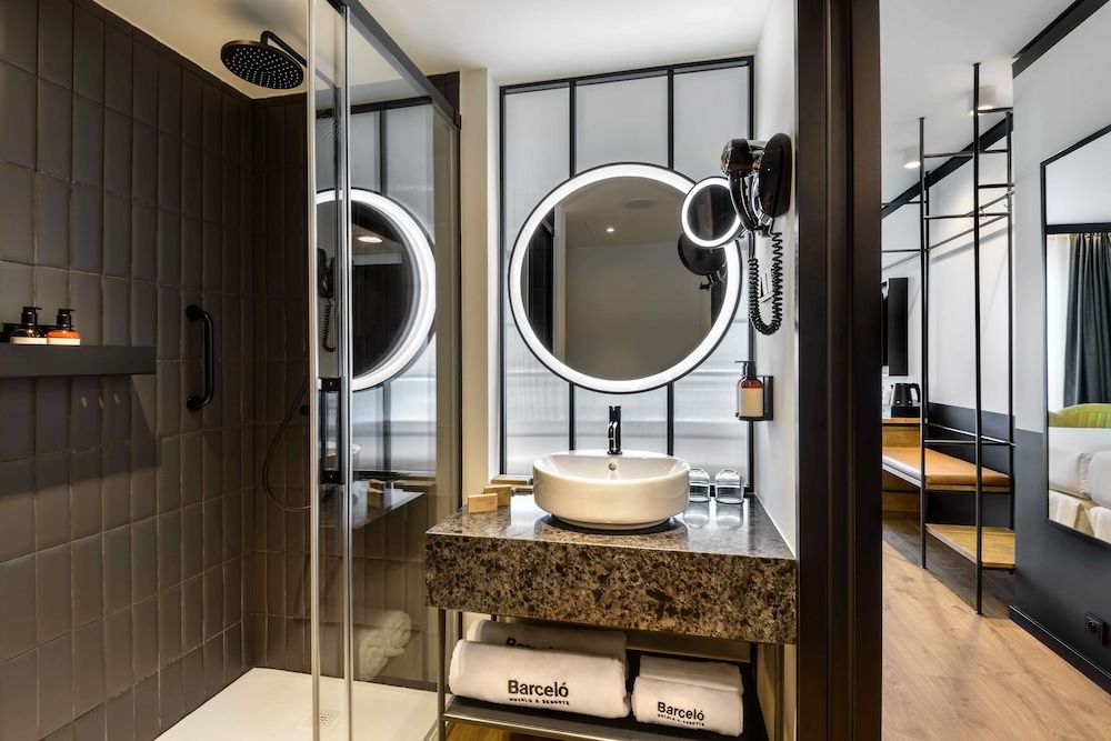 Barceló Warsaw Powiśle Superior Room 16