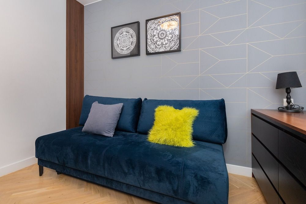 Business Flat Oliva by Renters Prestige Apartment, 2 Bedrooms, 2 Bathrooms 2