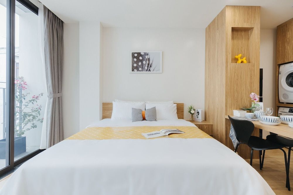 Myrcella Urban Studio Signature Apartment 4