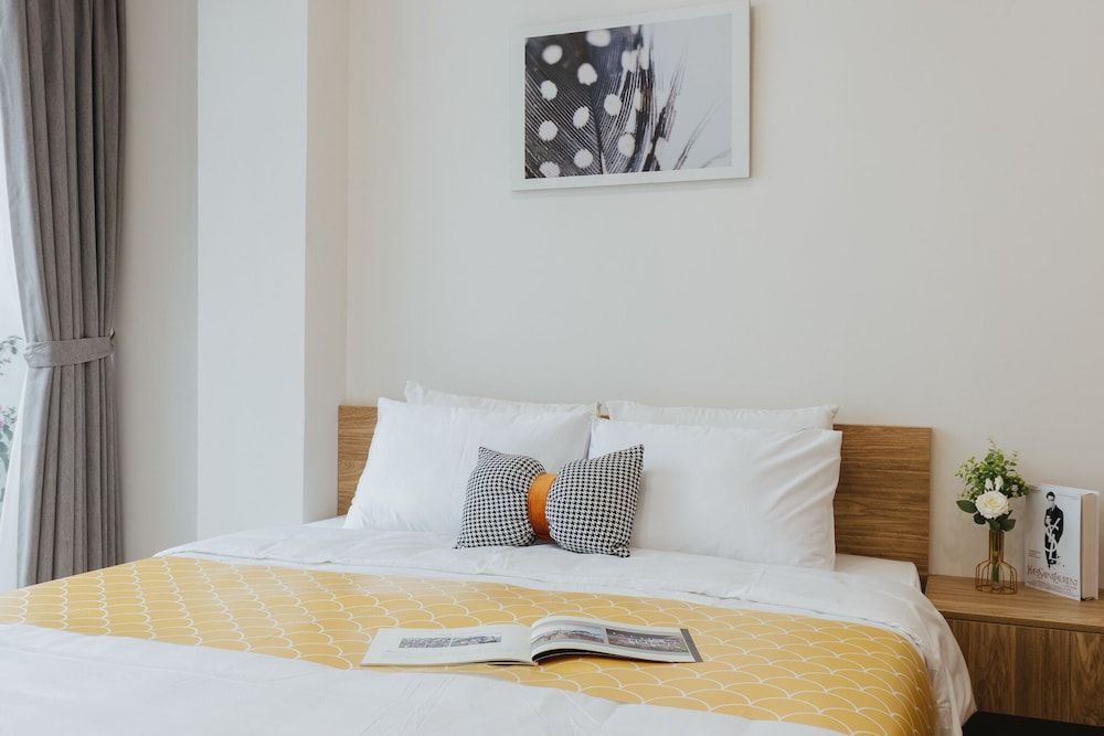 Myrcella Urban Studio Signature Apartment 10