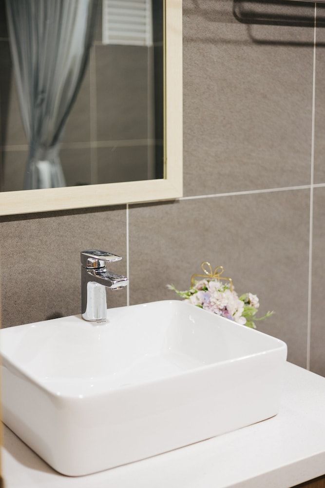 Myrcella Urban Studio Signature Apartment 25