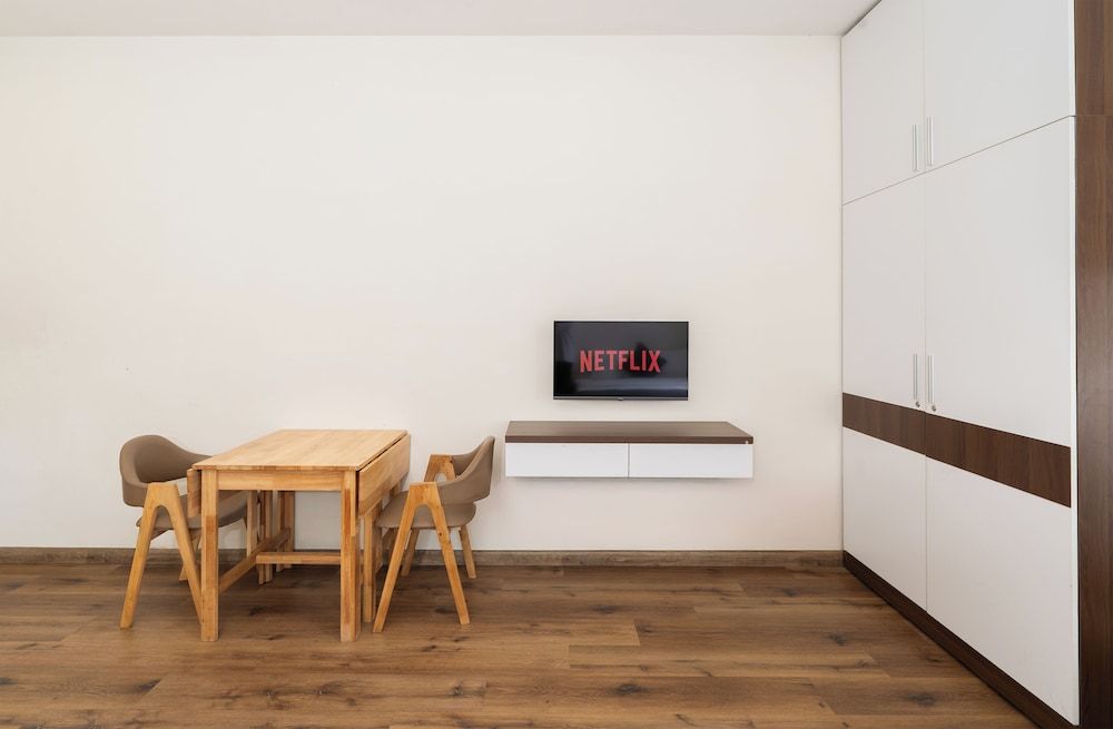 Dalat Blanc Hotel & Apartment Family Room 8