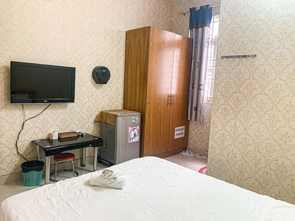 undefined Lucky Hotel 7