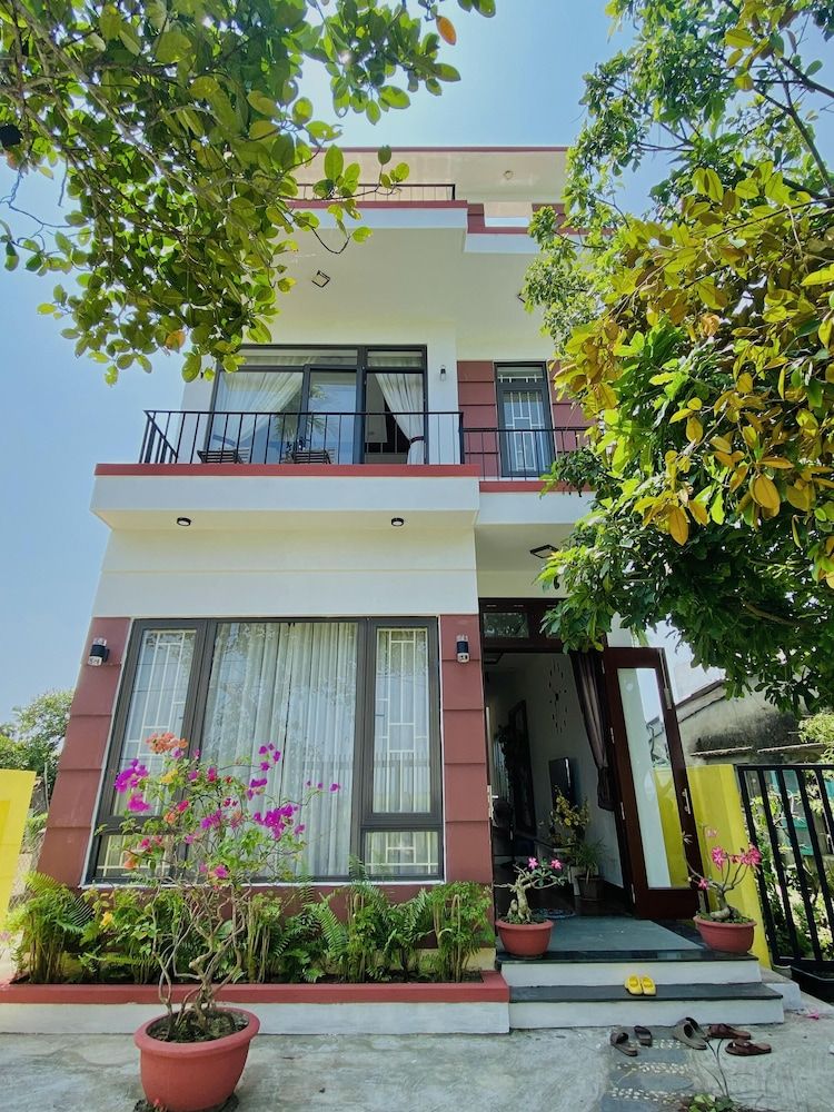 undefined Field House Homestay 2