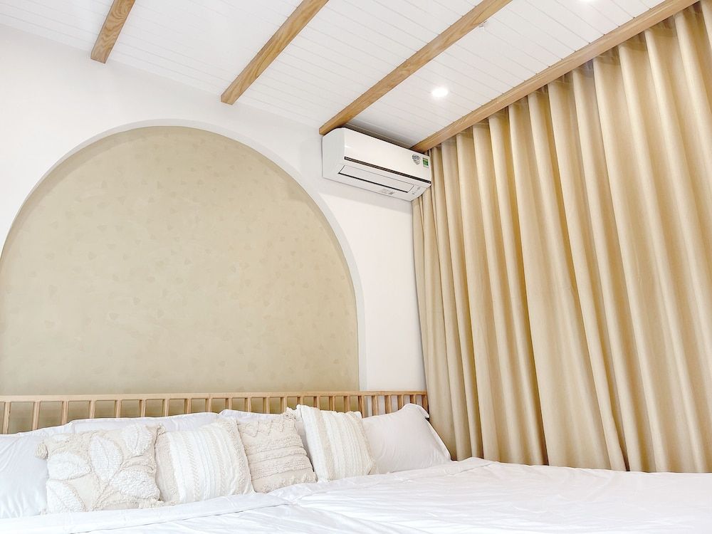 Baphu Apartment-5min walk to MyKhe beach Deluxe Apartment, 2 Bedrooms, City View 9