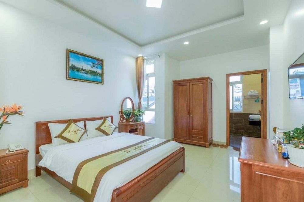 undefined H-Long Hotel 3