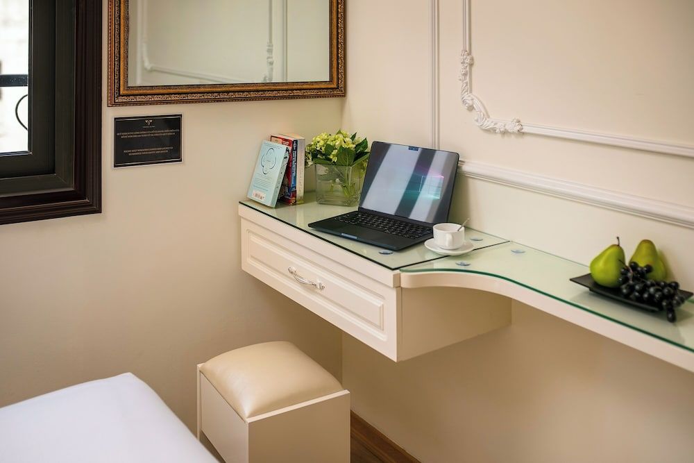 Tunger Grand Hotel Superior Double Room, 1 Queen Bed, Non Smoking, City View 6