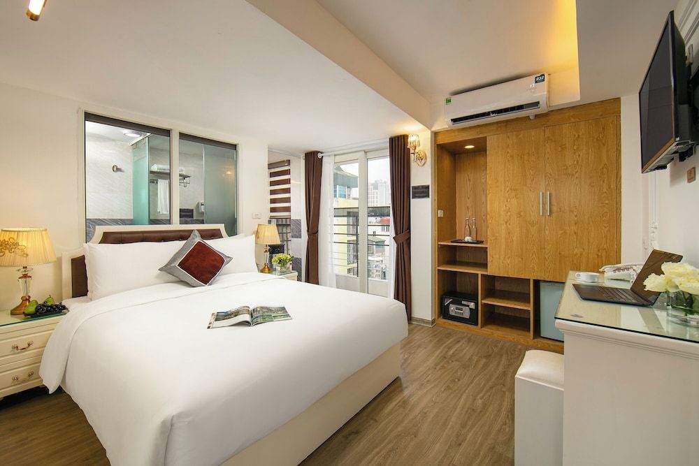 undefined Tunger Grand Hotel 2