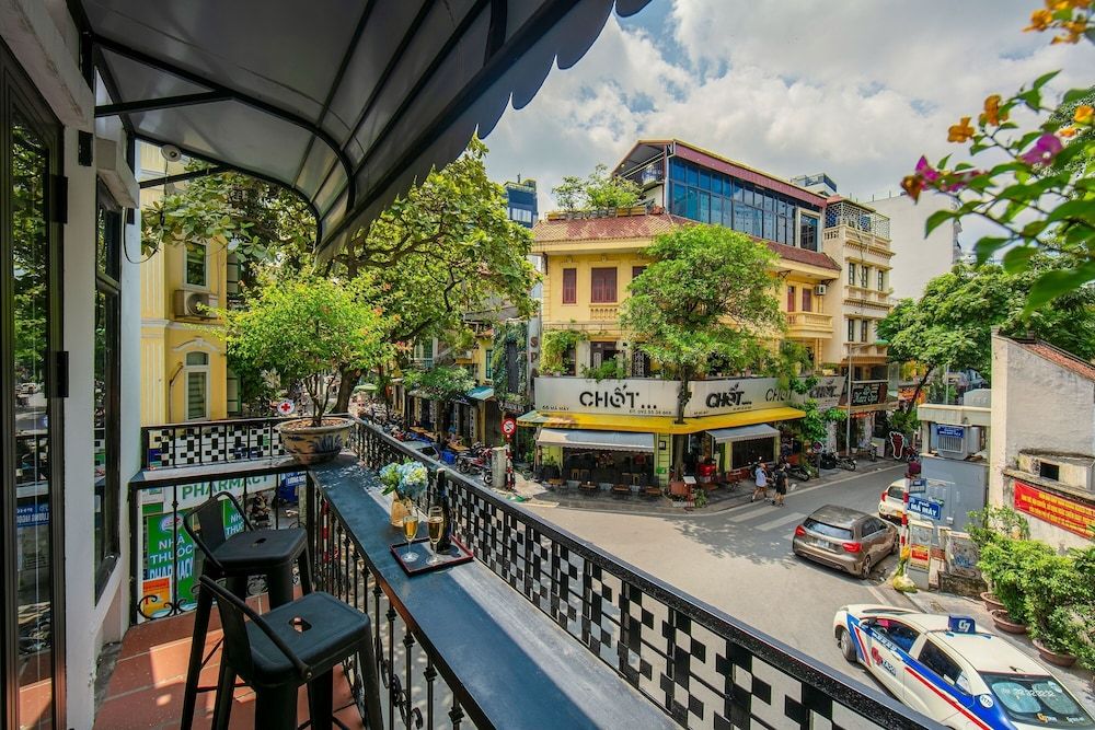 undefined Tunger Grand Hotel 8