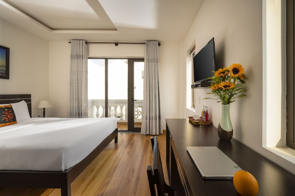 undefined Hotel Front Beach 2