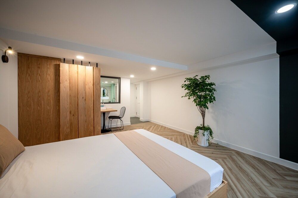 undefined Cozrum Homes Phu My Hung 7