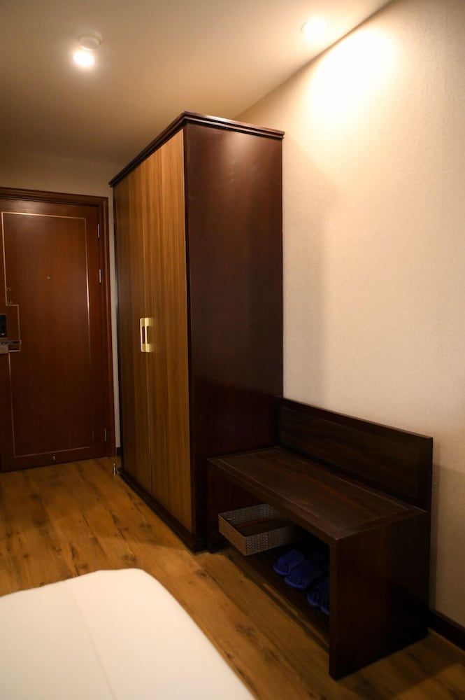 Dong Do Minh Nguyet Executive Twin Room 3