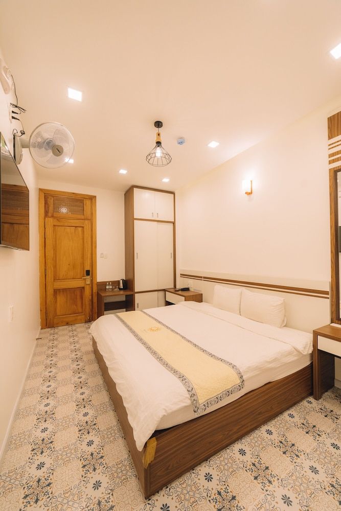 Ha Na Hotel Da Lat Superior Double Room 4