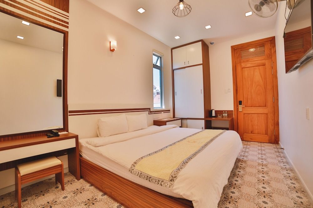 Ha Na Hotel Da Lat Superior Double Room 5