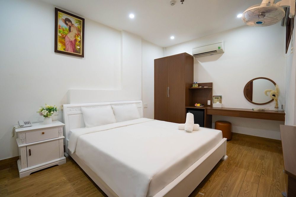 undefined SeaColor Beachstay Danang Hotel Haviland 5