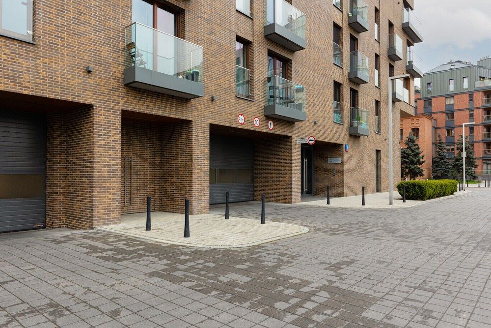 undefined Okrzei 8 2 Balconies by Renters 3